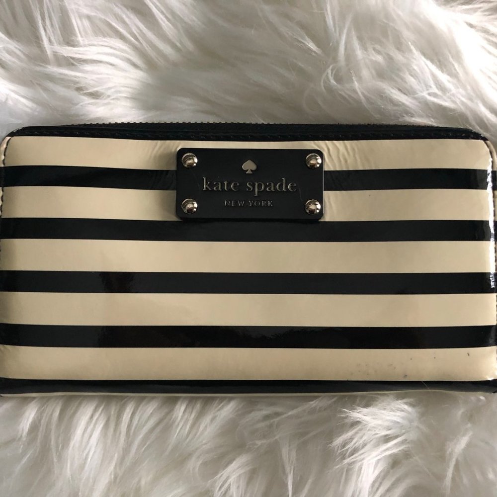 Kate Spade Patent Leather Black/Ivory Wallet